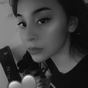 Meet your Posher, Nadia